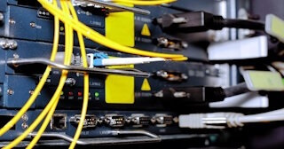 Заказать монтаж сетей в Белорецке. Обслуживание ПК, ремонт от 304 руб